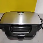 1Bhk Ac Service Apartment 202