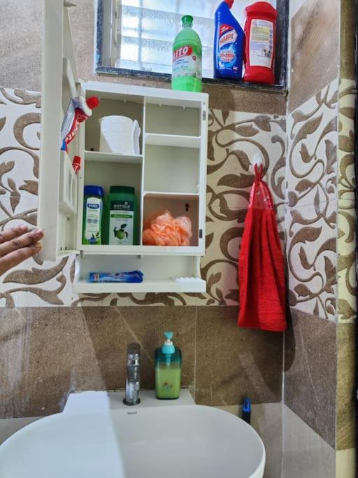 1bhk Ac Service 202 Apartment *