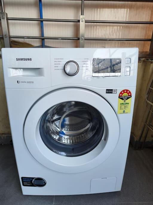 1bhk Ac Service 202 Apartment *