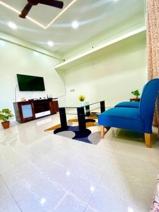 1bhk Ac Service 202 Apartment Pune