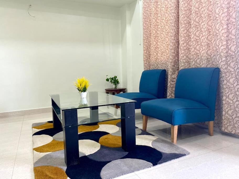 1bhk Ac Service 202 Apartment Pune