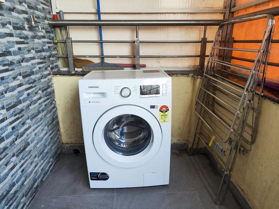 1bhk Ac Service 202